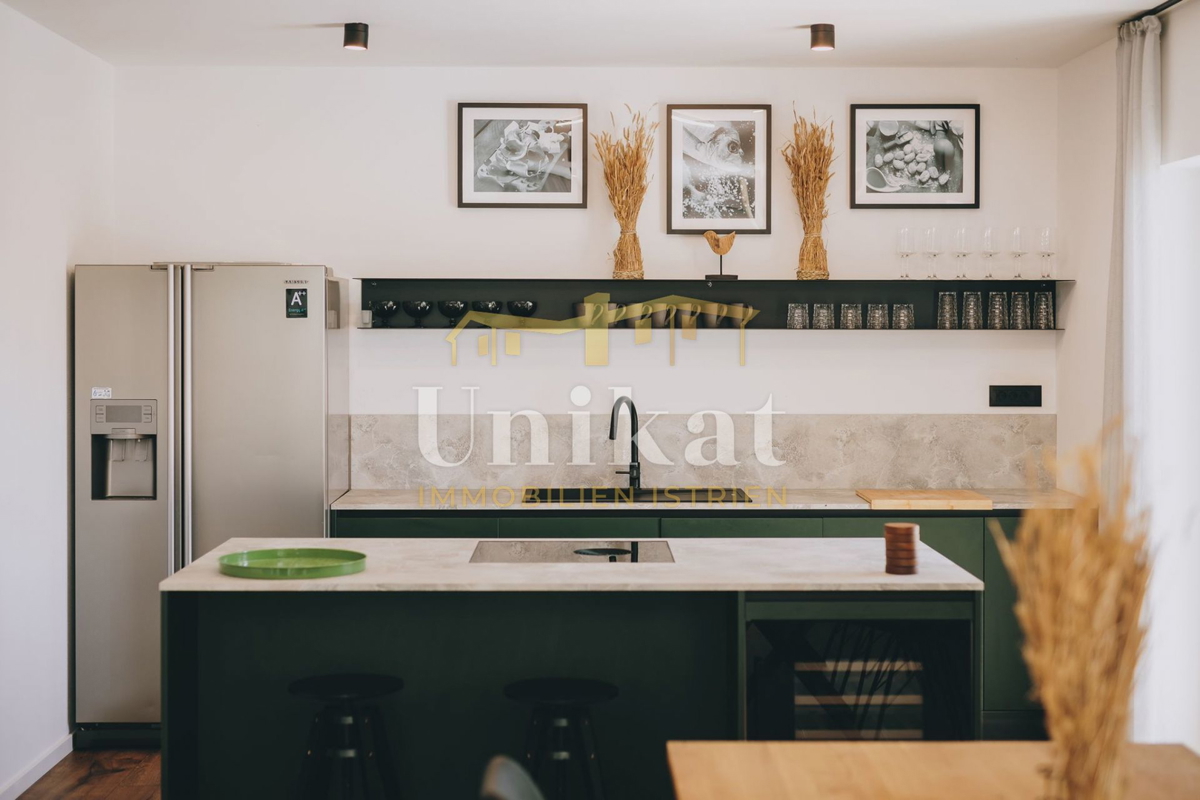 Villa indipendente con piscina - 17 km dal mare